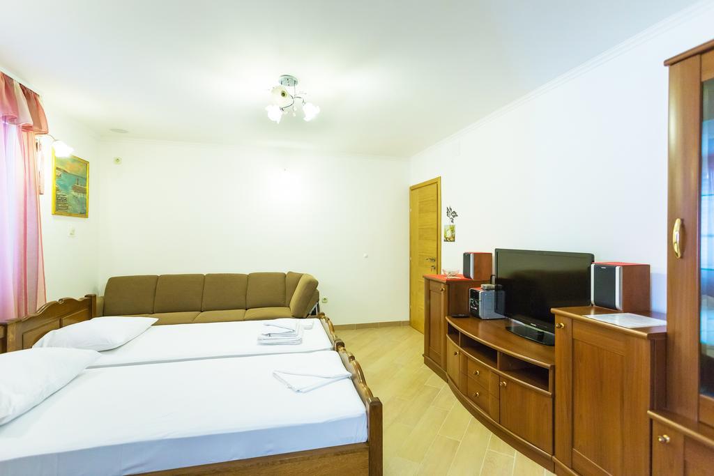 & Boksic Apartment